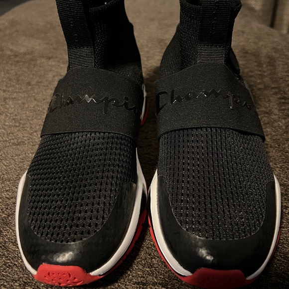 Champion Kids size 5.5 - Picture 2 of 6